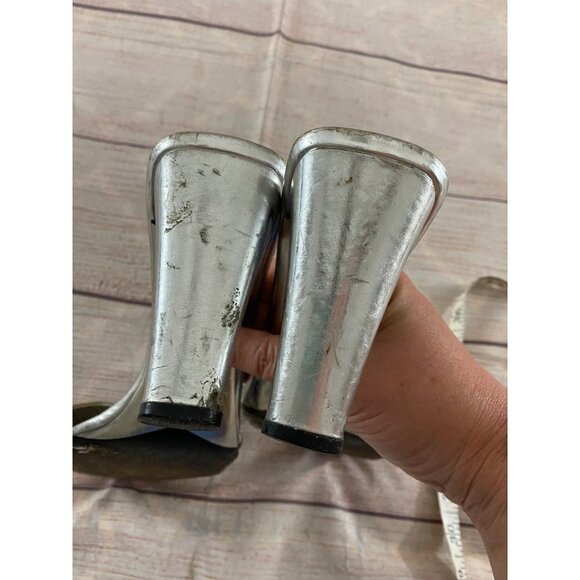Gucci Women's Silver Slip Ons Mules - Have Wear And Tear - 8B - Picture 12 of 12